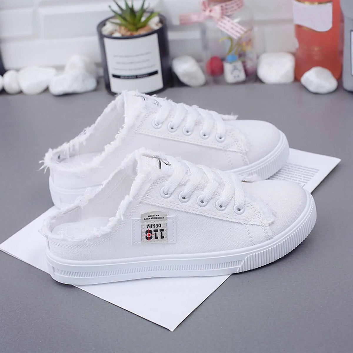 Women's Canvas Slip-On Flat Sneakers – Breathable & Anti-Slip
