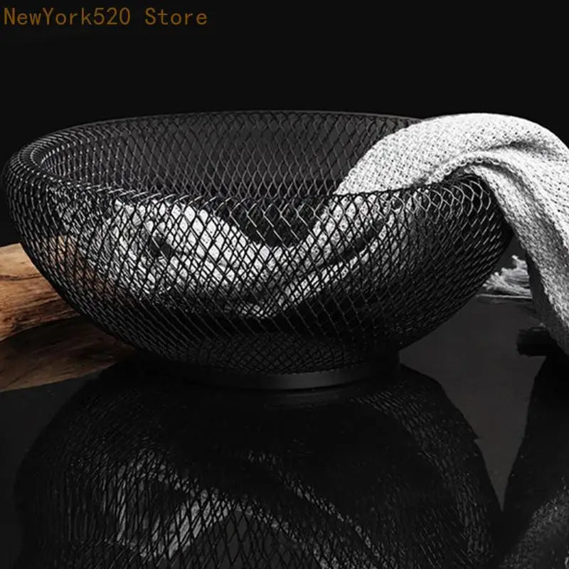 Hand-Woven Iron Wire Fruit & Vegetable Basket – Round Tray