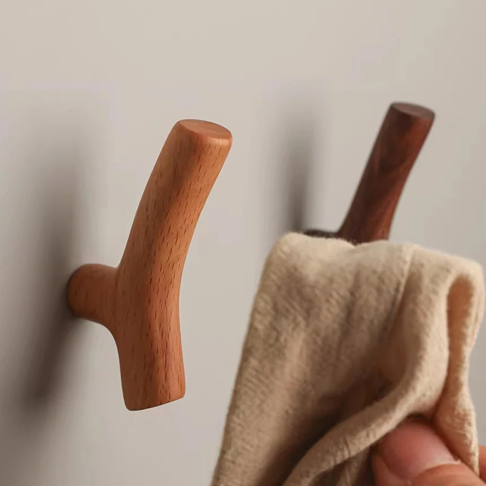 Tree Branch Wooden Wall Hook – Coat, Bag & Key Organizer