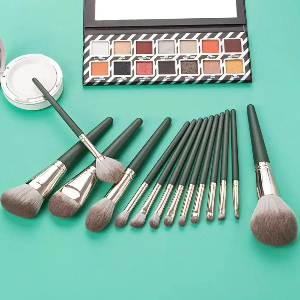 14-Piece Professional Makeup Brush Set – Foundation & Eye