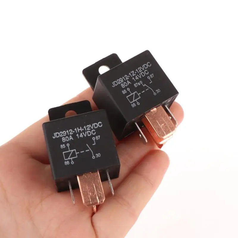 4/5 Pin 12V 24V 40A Waterproof Automotive Relay with Socket