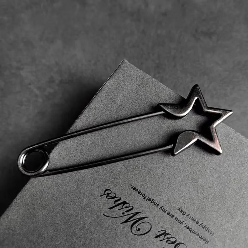 Vintage Zinc Alloy Adjustable Lapel Pin – Retro Metal Safety Pin