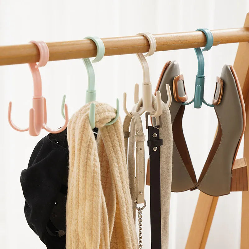 Rotatable 4-Claw Closet Hook Hanger for Bags Hats Belts Scarves