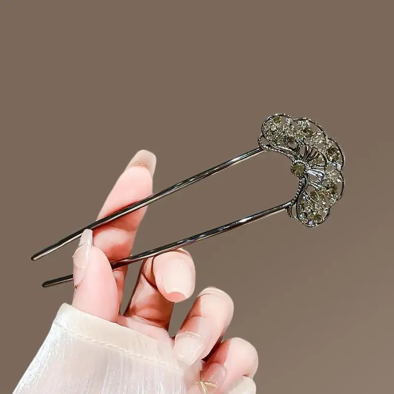 Retro Chinese Flower Tassel Hair Stick – Elegant Hair Accessory