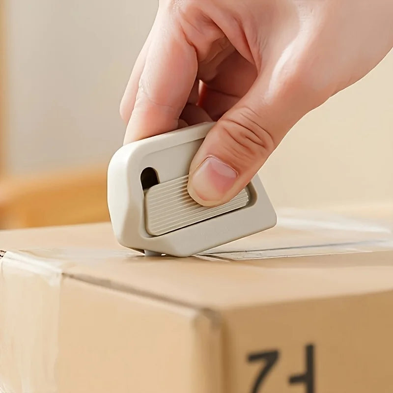 Automatic Retractable Utility Knife with Magnetic Box Cutter