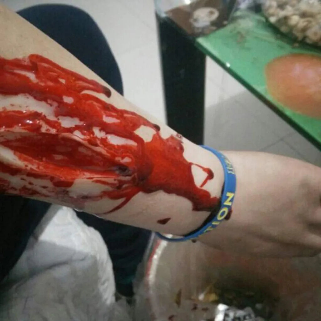 Realistic Fake Blood Liquid – Halloween SFX Makeup & Prop