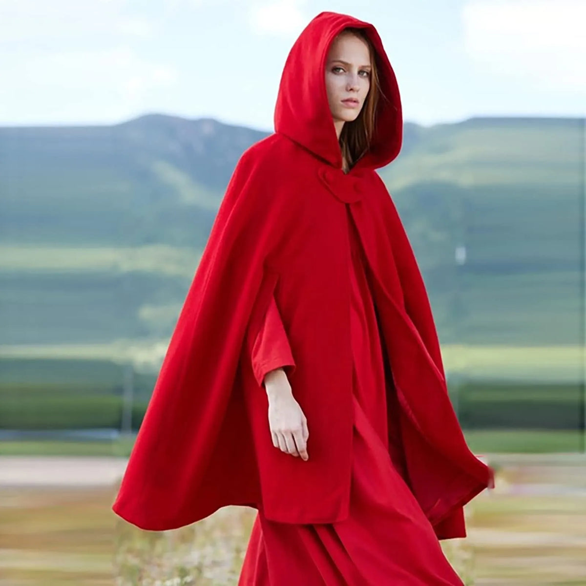 Women's Medieval Hooded Cloak Cape – Gothic Viking Cosplay