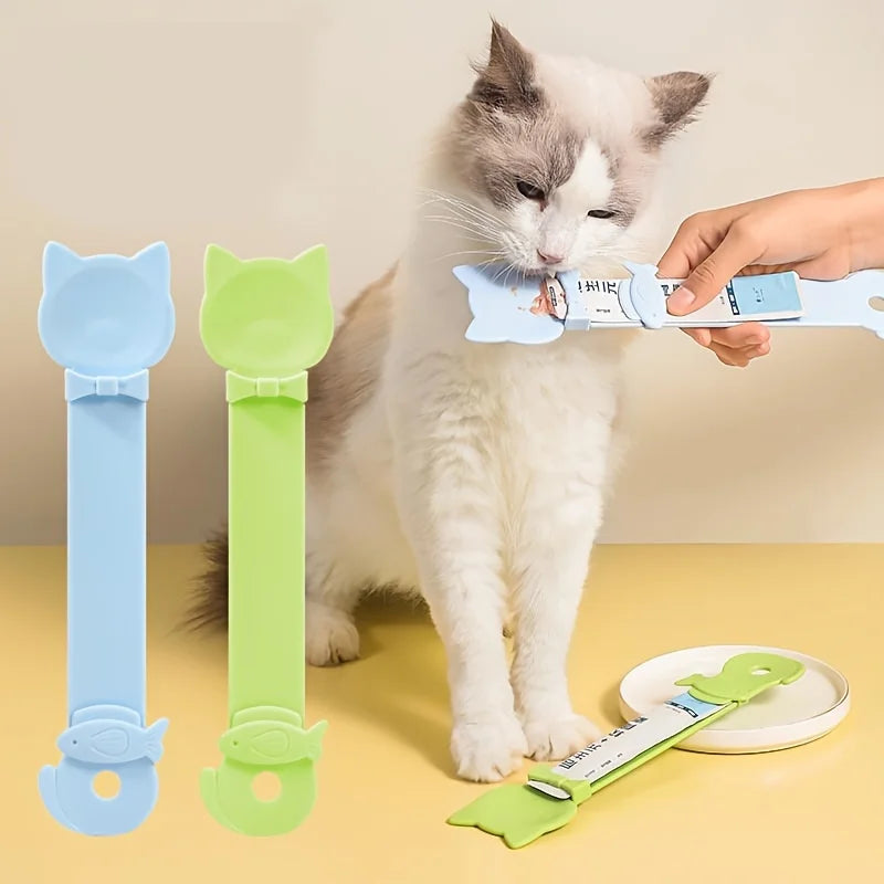 Easy-Squeeze Cat Treat Dispenser – Long Handle Lickable Feeder