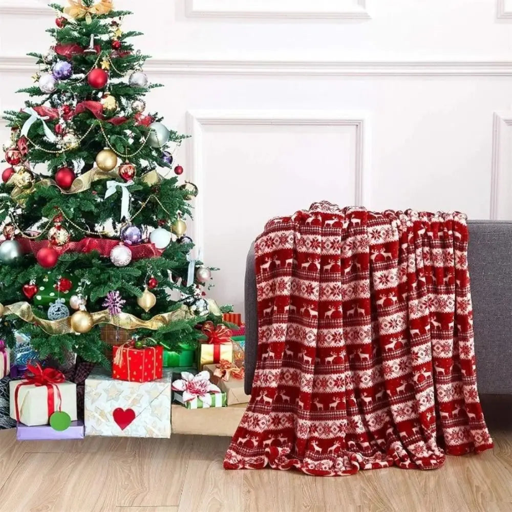 Soft Christmas Throw Blanket – Elk & Snowflake Fleece Design