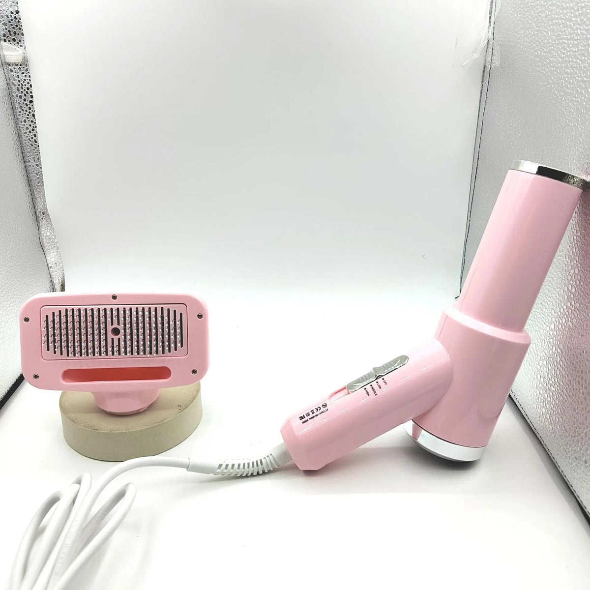 VIBE Pet Hair Dryer Steam Brush – Anti-Static Dog & Cat Groomer