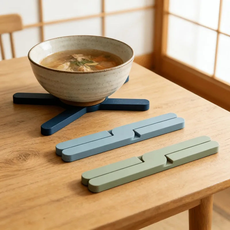 2-Pack Foldable Silicone Pot Mats – Heat-Resistant Trivets
