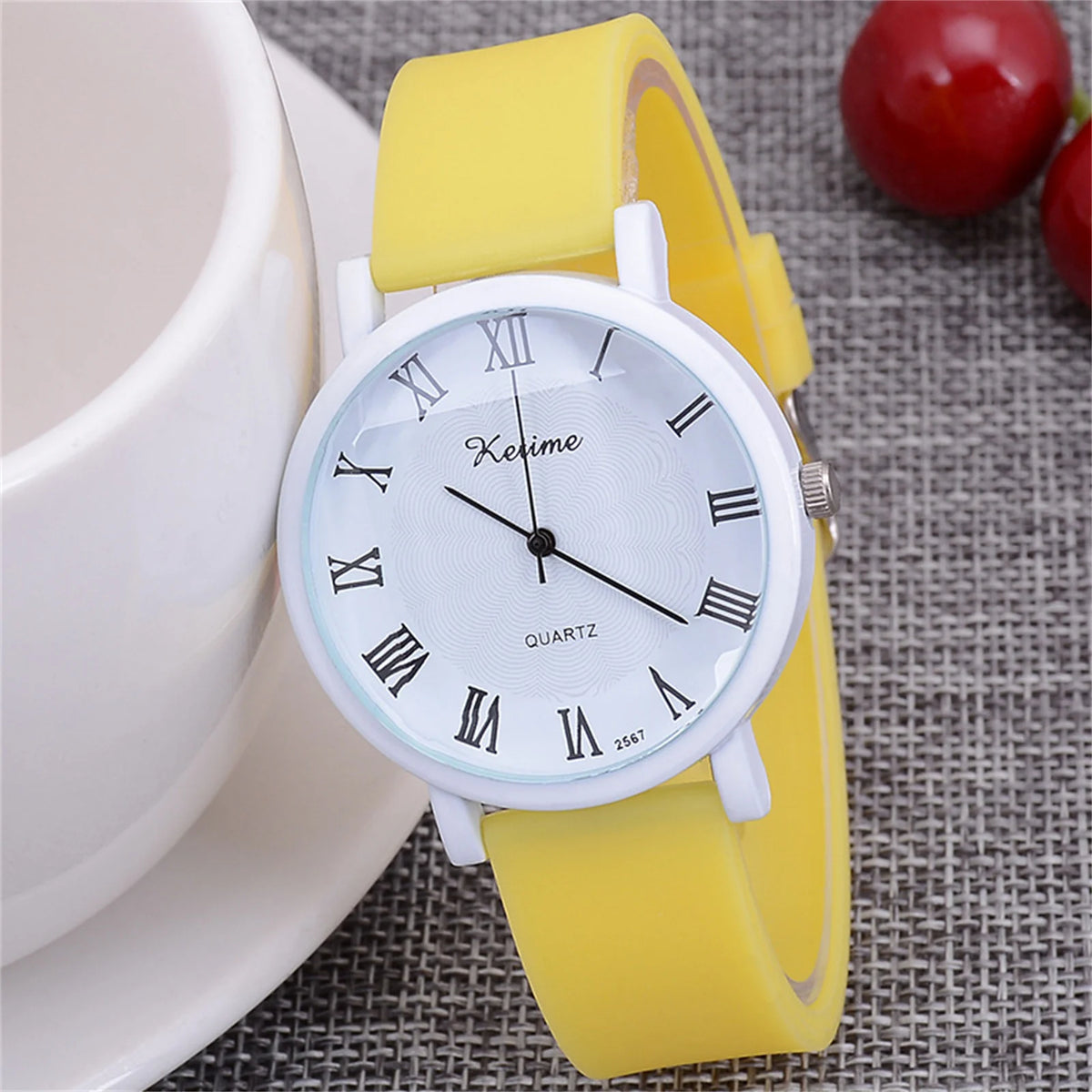 Women's Bamboo Leather Watch – Elegant Ladies Quartz Wristwatch