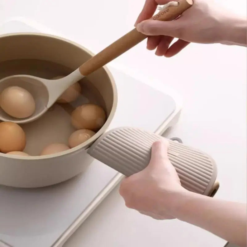 Silicone Trivet Mat – Heat Resistant Pot Holder & Spoon Rest