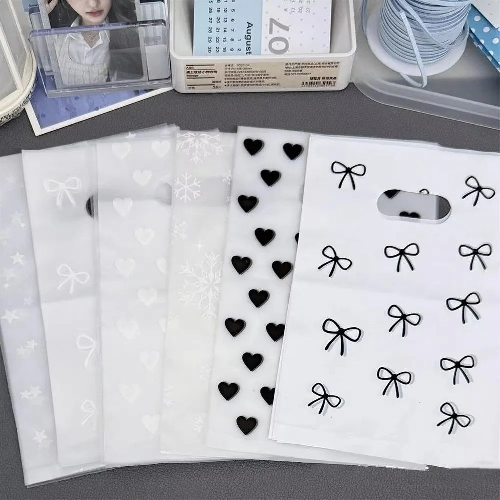 10-Pack Frosted Bowknot Self-Sealing Gift Bags 13×21cm