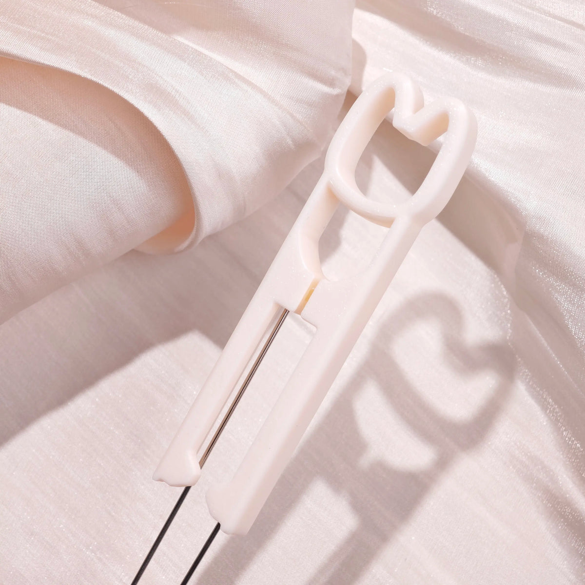 VIBE 2.6mm Double Needle 70-Pin Bean Pen Tweezers Tool