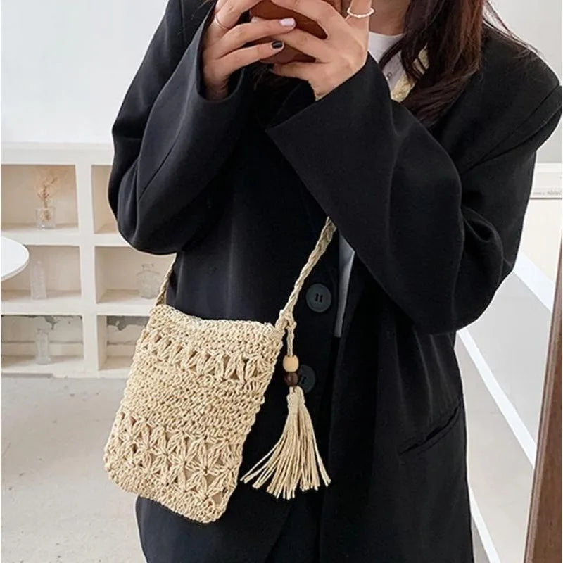 Women's Woven Straw Shoulder Bag | Casual Summer Beach Tote