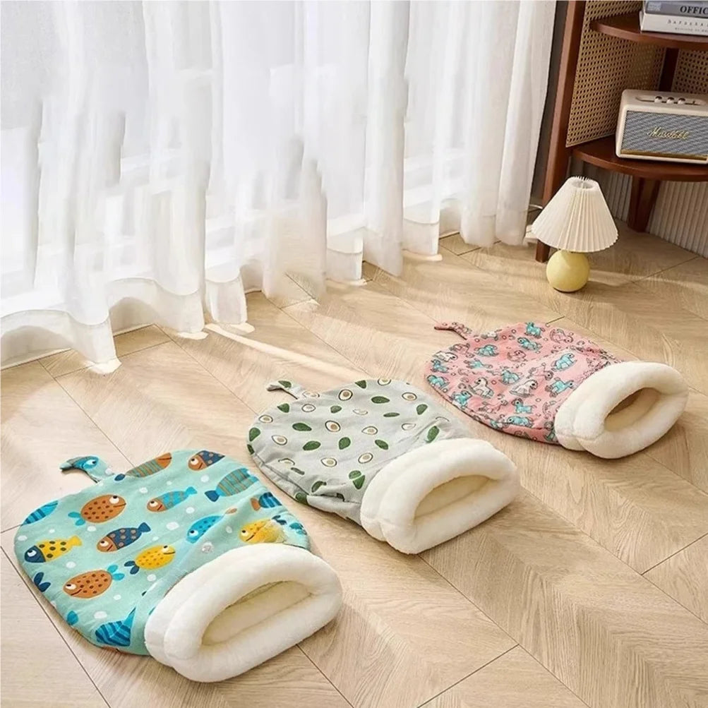 Fluffy Pet Sleeping Bag – Warm Cosy Nest for Cats & Small Dogs