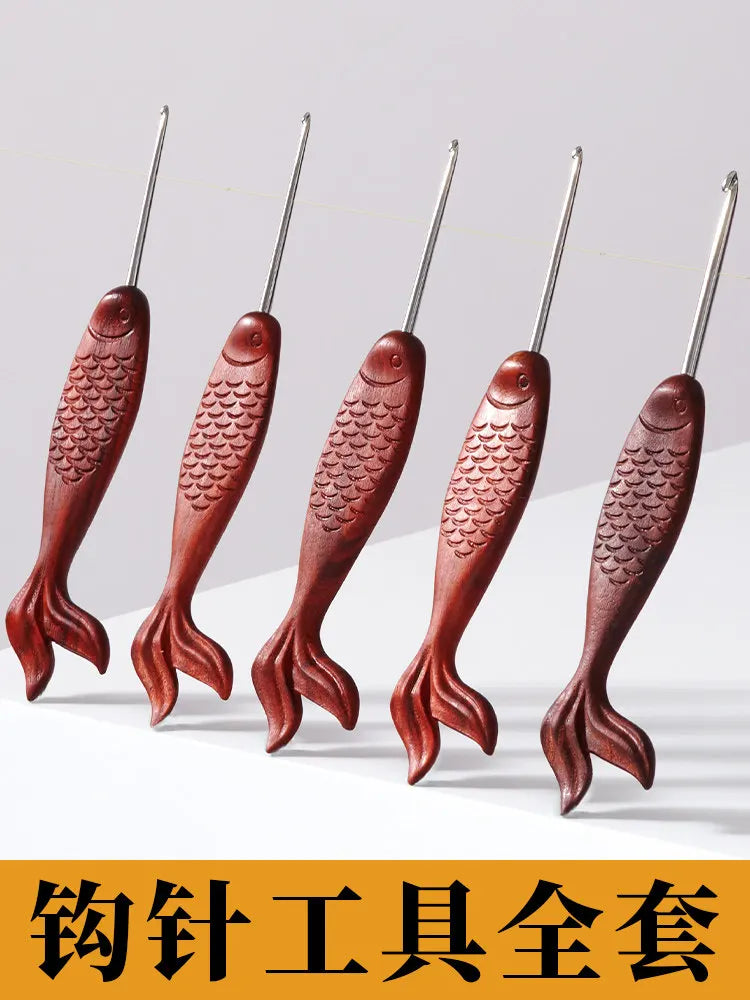 Sandalwood Crochet Hook Set – Stainless Steel 0.4–0.9mm
